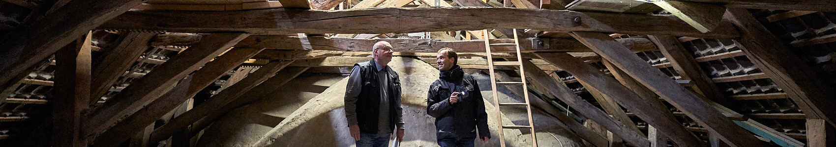 Blick in den Dachstuhl der Stiftskirche Wunstorf. Foto: Micha Neugebauer